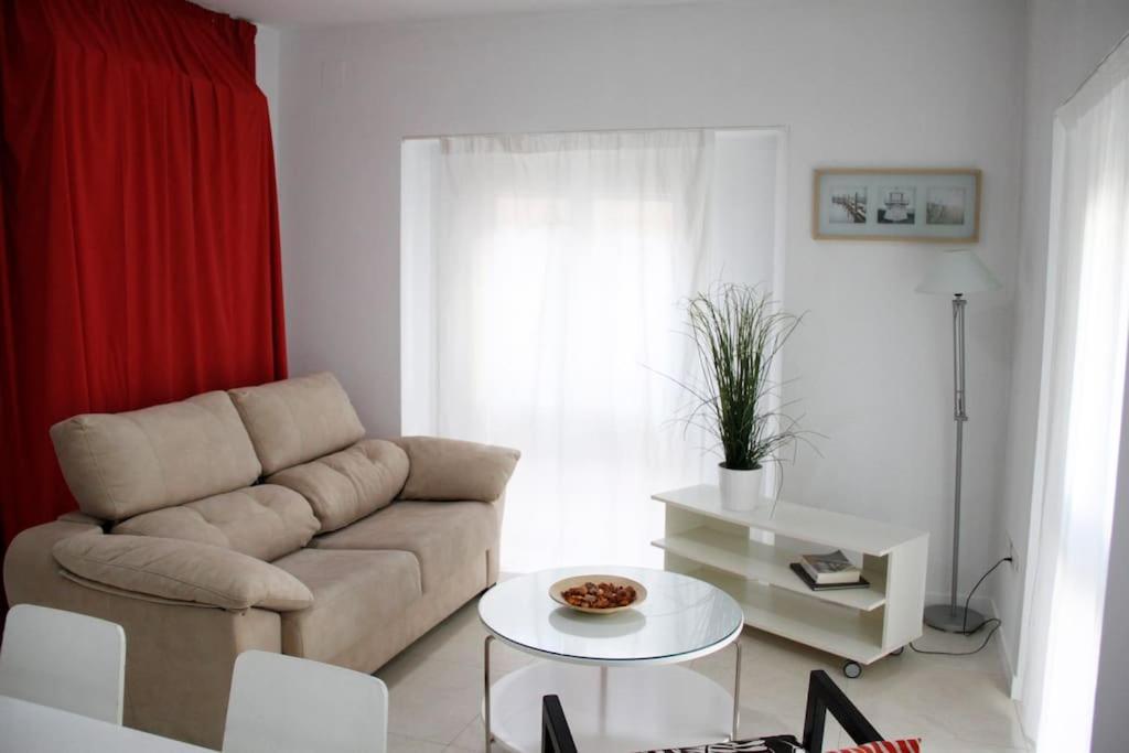 Cosy Apartment / Literally At The Foot Of Alhambra Granada Exteriör bild